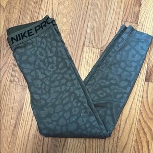 Nike Green Leggings